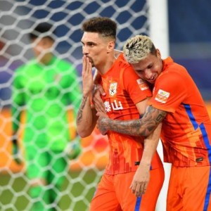 v站-中超天王山战！卫冕冠军死磕领头羊 马尔康缺阵